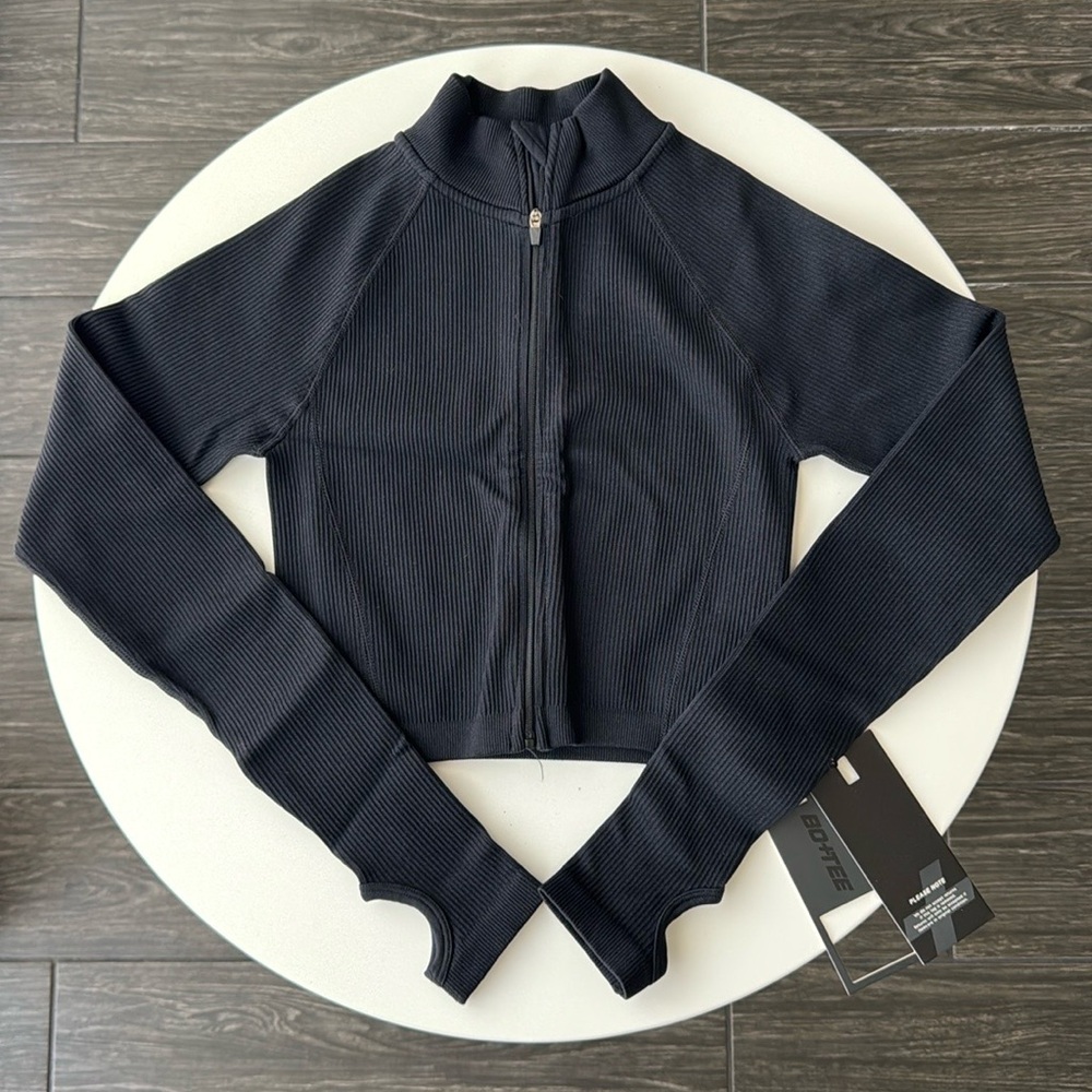 Oh Polly BO+TEE Consistent Zip Up Jacket in Black XS - Picture 3 of 16
